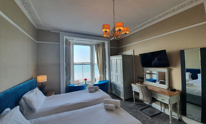Hotel twin room with sea view